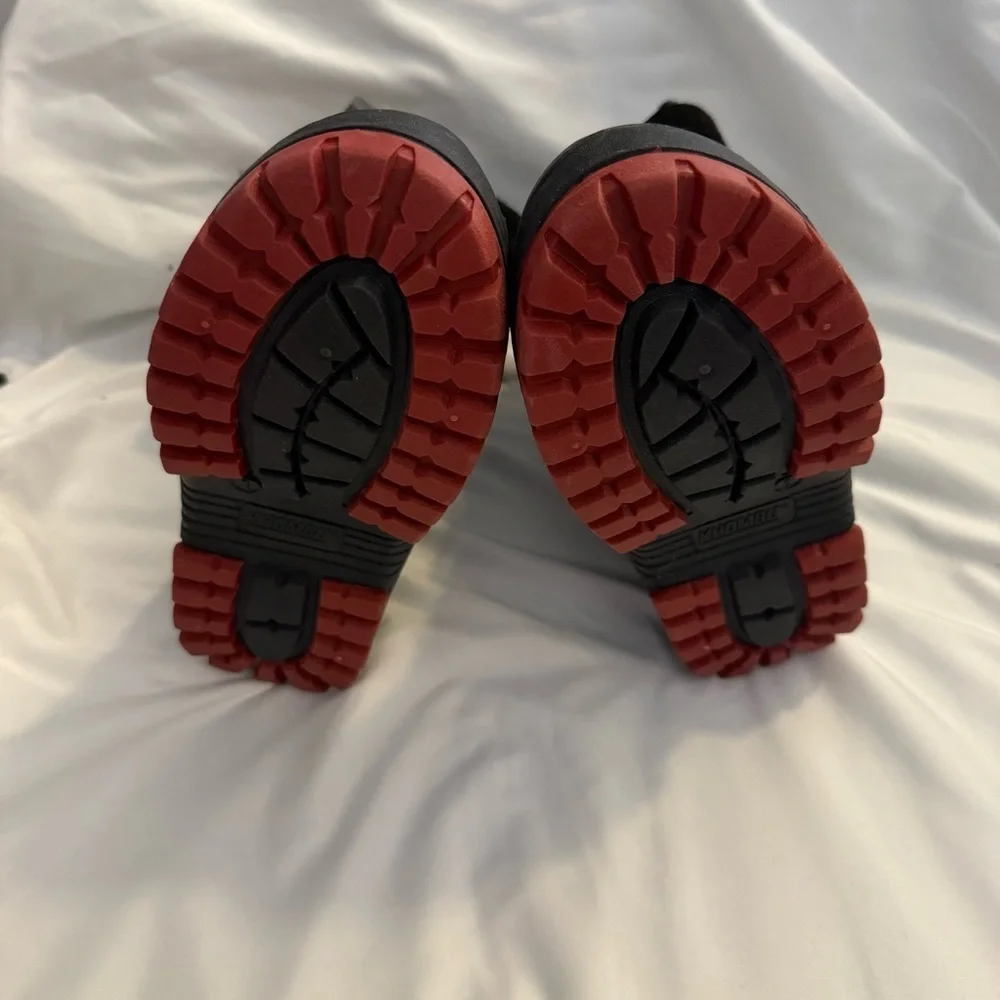 NWT Khombu Pety Kid’s Snow Boots